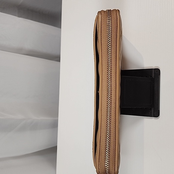 Cole Haan Zippy Wallet - Picture 5 of 17